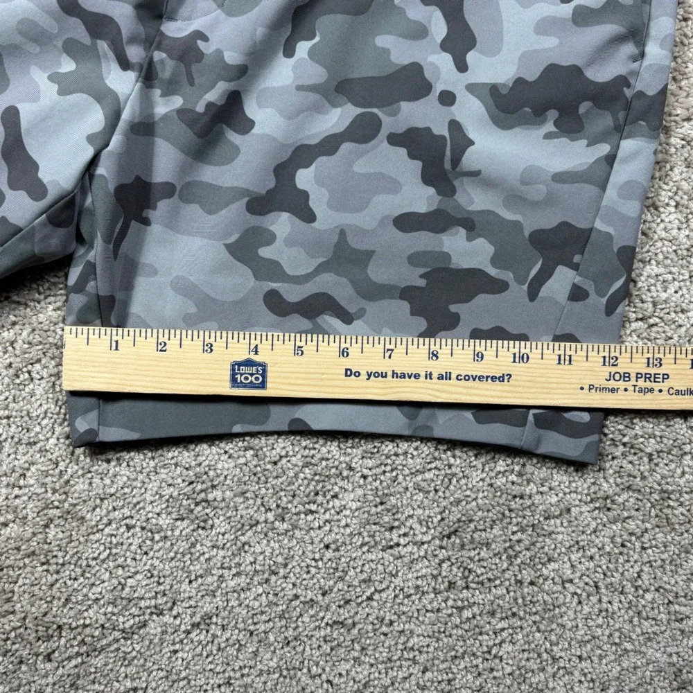 G/FORE Mens Camo Golf Shorts Gray Performance Tech Tab Side Adjusters Size 38